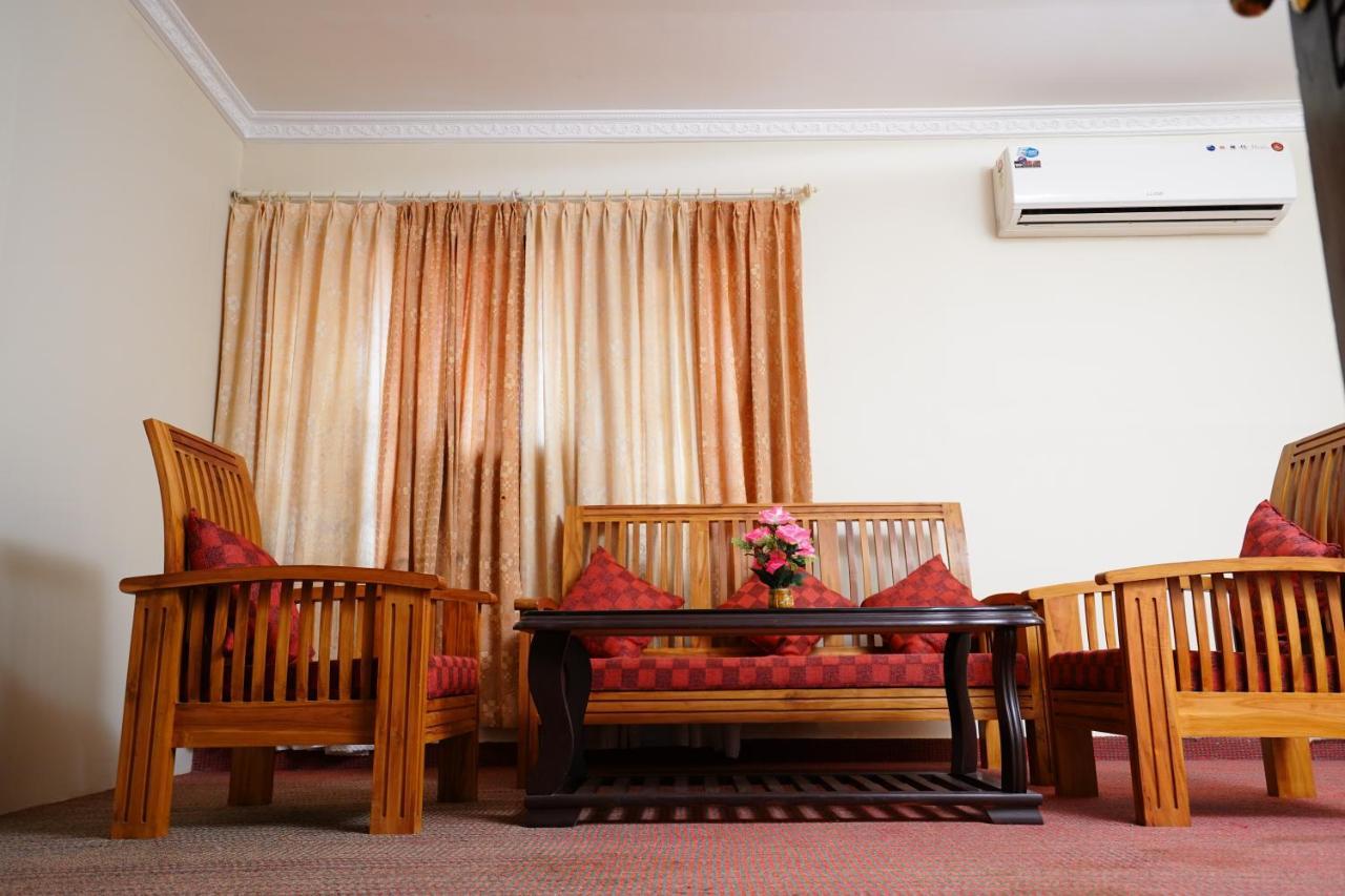 Gd International Redfort Nilambur Exterior photo