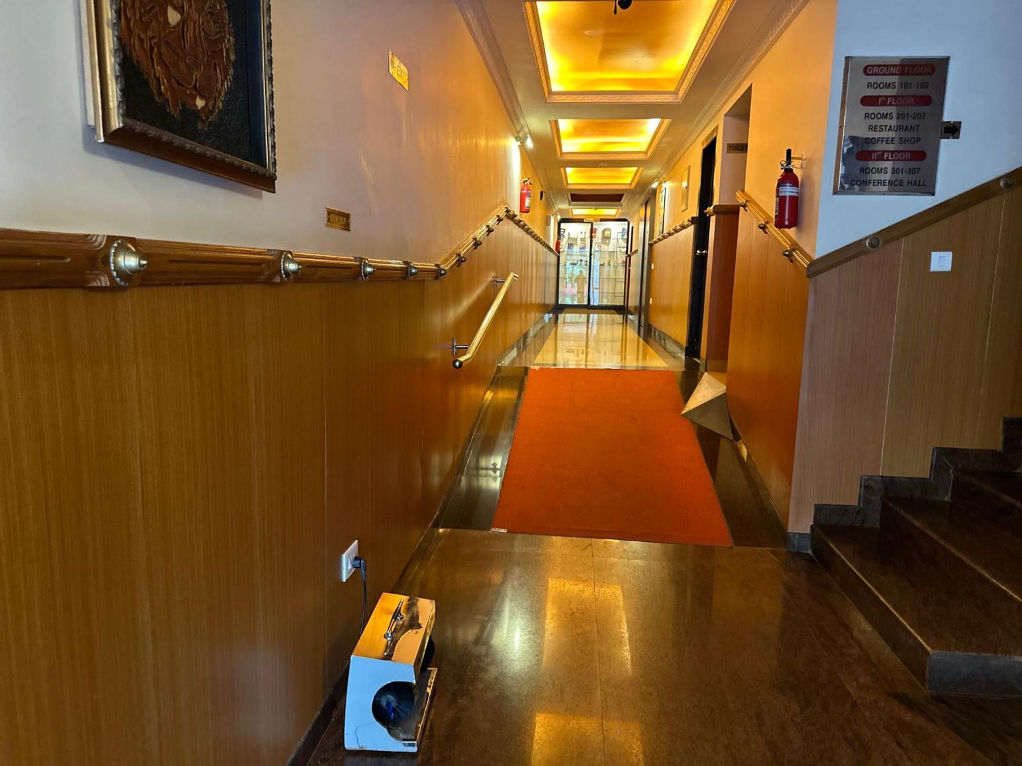 Gd International Redfort Nilambur Exterior photo